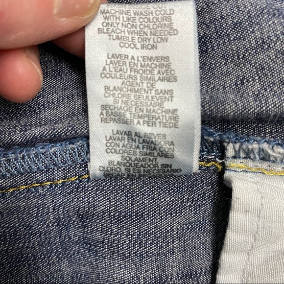 Michael Kors Jeans, MK on Back Pockets, Highrise - Picture 14 of 14